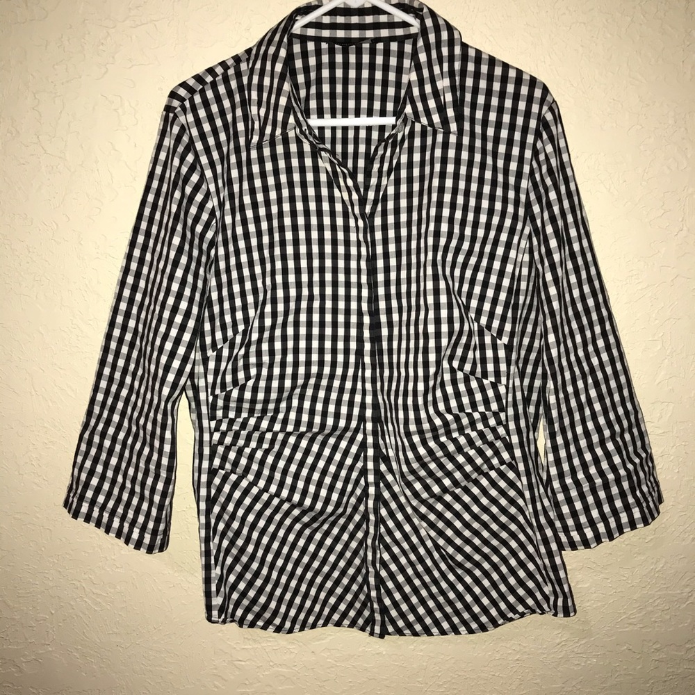 Lafayette 148 New York Button up shirt
